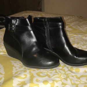 Avenue comfort plus wedge bootie